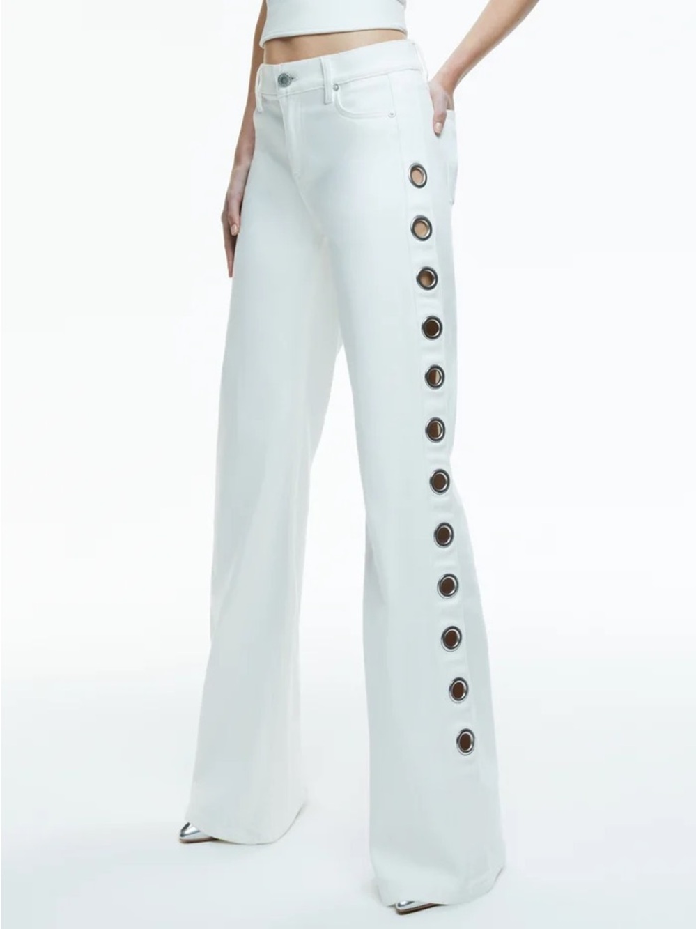 Alice + Olivia White Wide-Leg Trim Jenny Grommet jeans - Picture 4 of 4